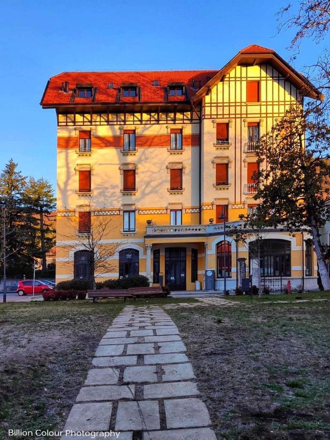 Apartmán Bilocale Liberty Viggiù Exteriér fotografie